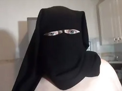 Dancing in Knee boots and Niqab